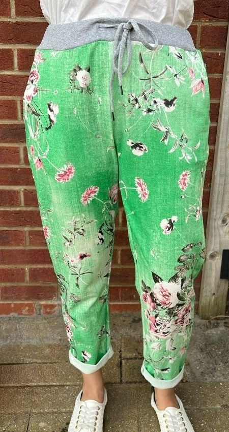 Women's Stretchable Comfy Floral Pattern 5 Joggers