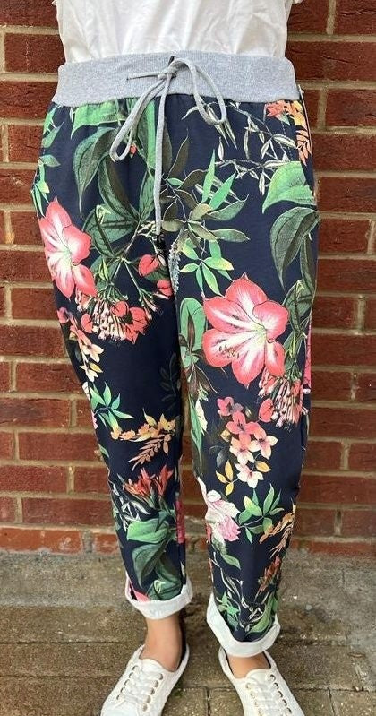 Women's Stretchable Comfy Floral Pattern 9 Joggers